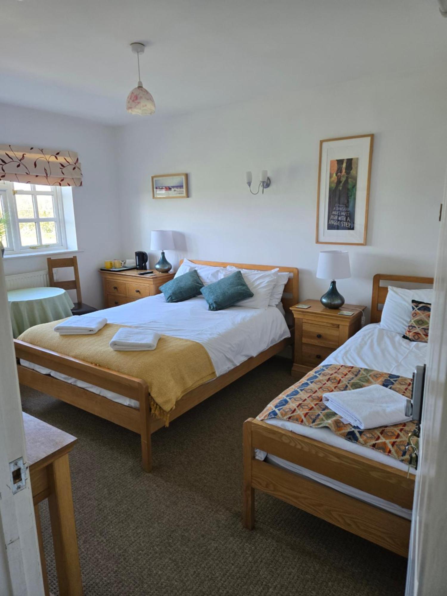 Wayside B&B Salhouse Bagian luar foto